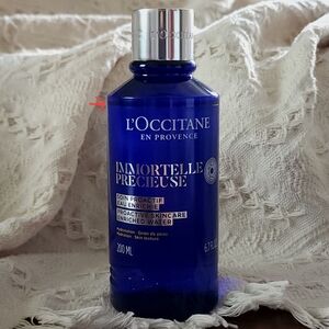 Loccitane Immortelle Precious Enriched Water minimize pore